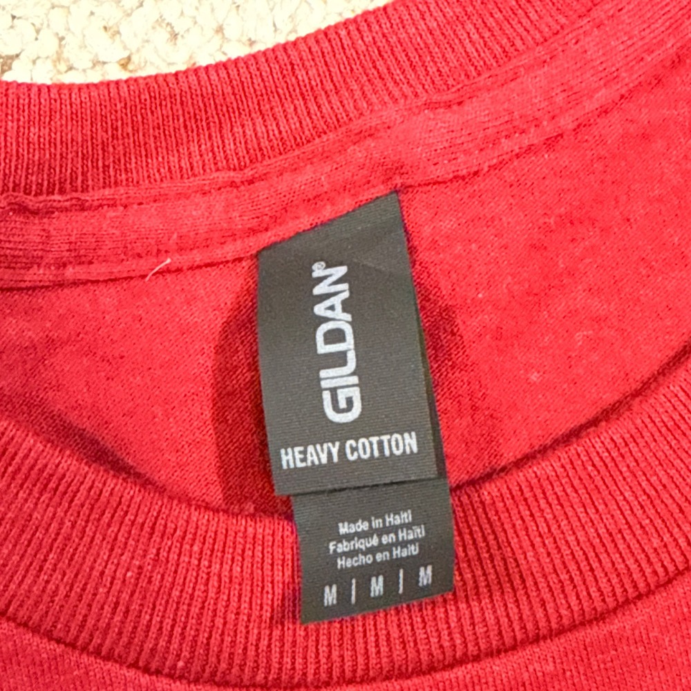 Gildan T-Shirt Men Medium Red Excellent Elon University Dining Fire Up Phoenix - Picture 4 of 6